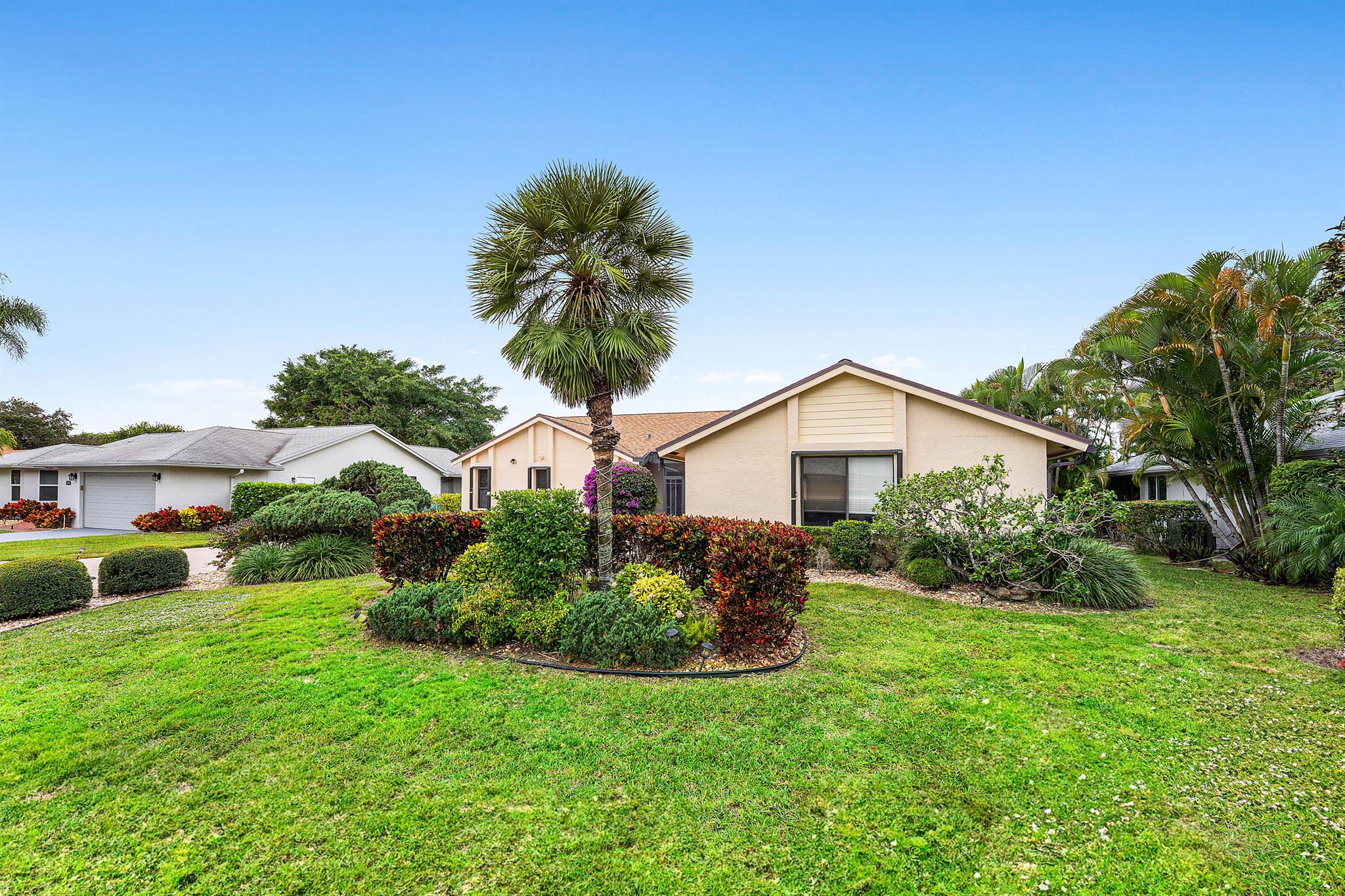 RAINBERRY BAY - Residential