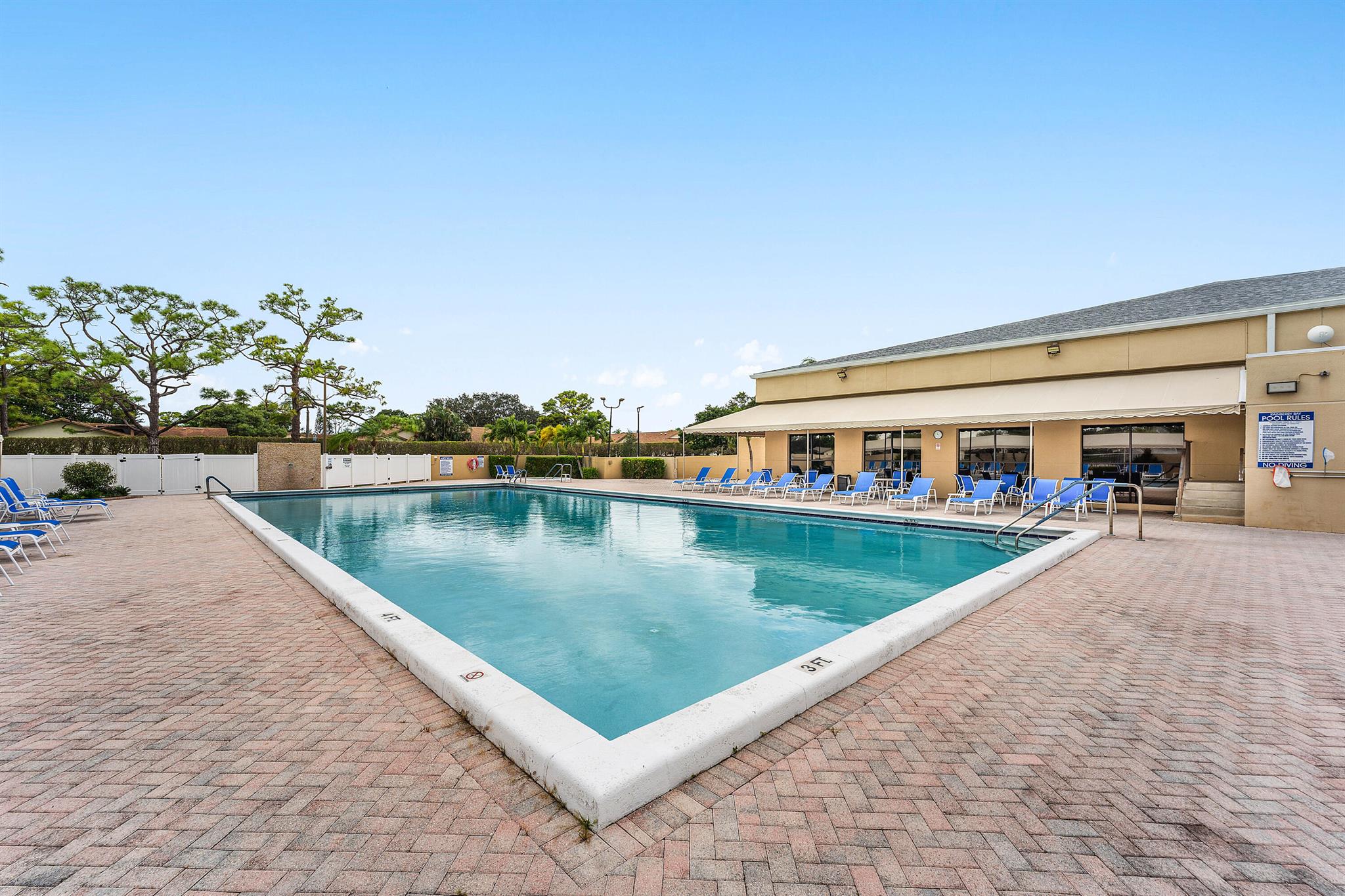 RAINBERRY BAY - Residential