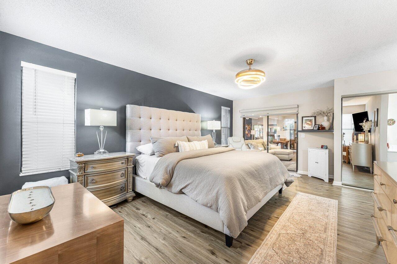 RAINBERRY BAY - Residential