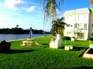 Colonial Club Cond Sec 1 - Residential