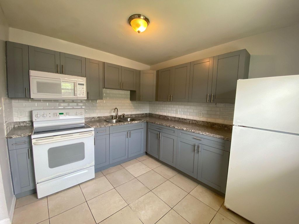 Photo of 3208 Louisiana Avenue #3, Fort Pierce, FL 34947 (MLS # B26011576)