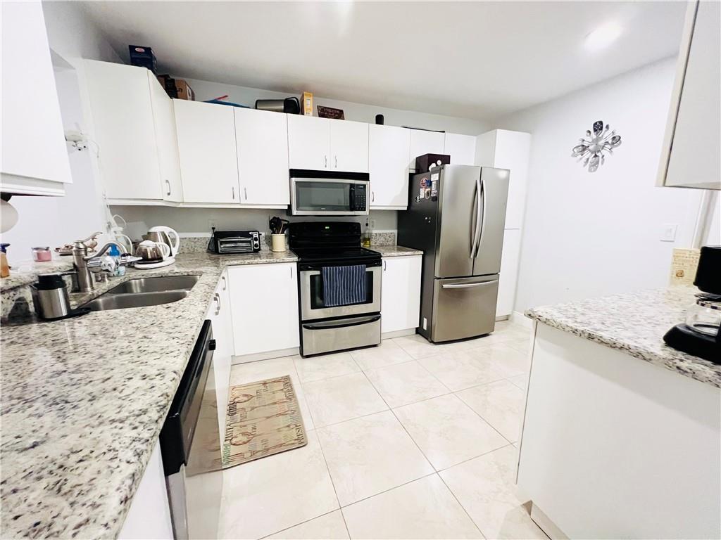 SPRINGTREE WEST COVE - Residential