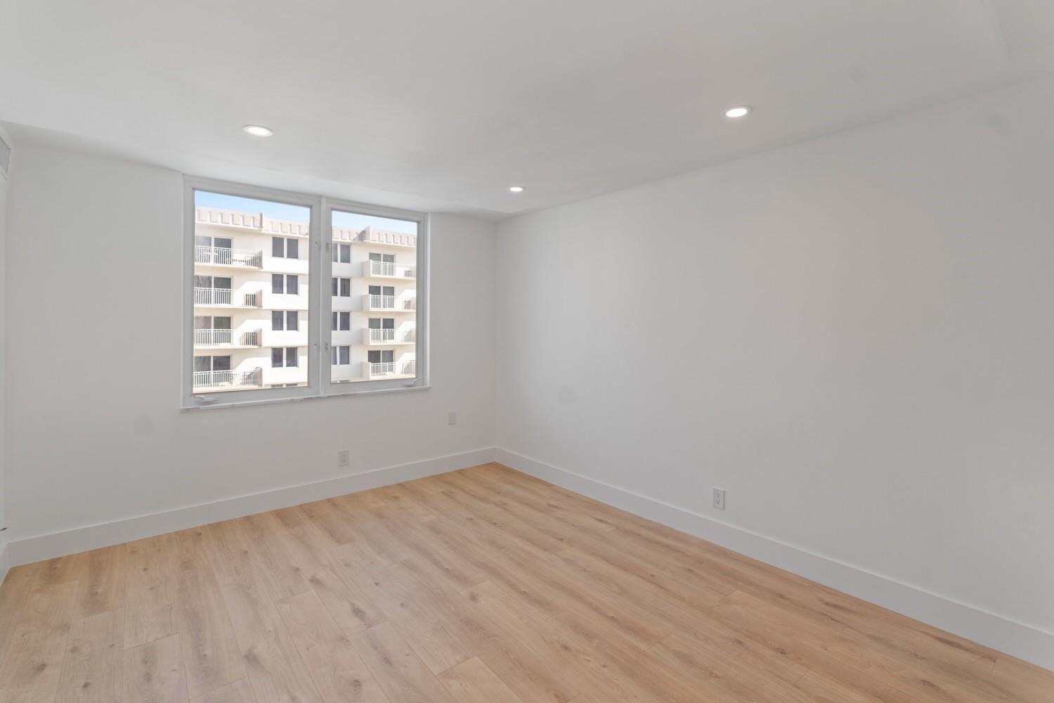 Ambassadors V North - Residential