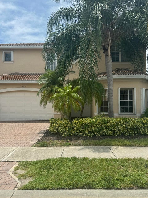 Photo of 10310 Carolina Willow Drive, Fort Myers, FL 33913 (MLS # B26054779)