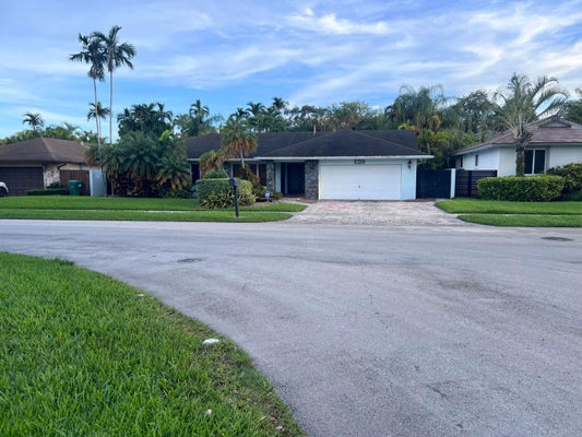 11728 SW 97TH ST, MIAMI, FL 33186 - Image 43e151c986db42cb731b0c458da7eed1/2000974705