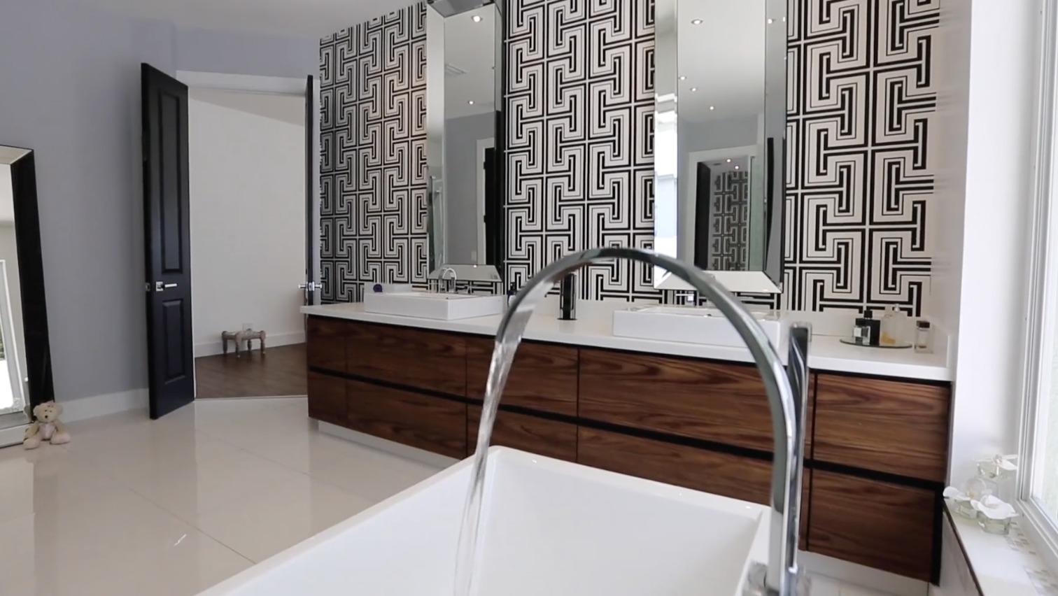 THE SANCTUARY - Residential