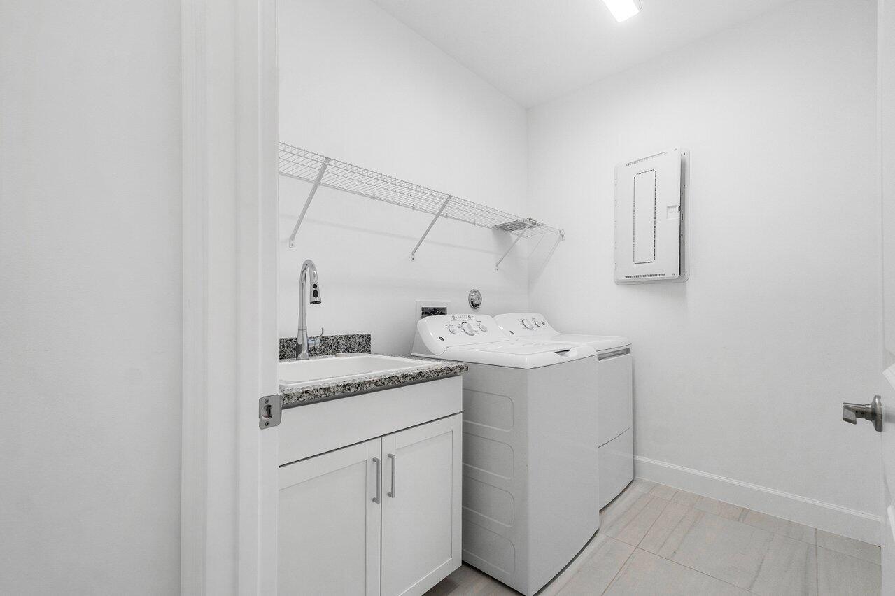 ARDEN PUD POD G SOUTH - Residential Lease