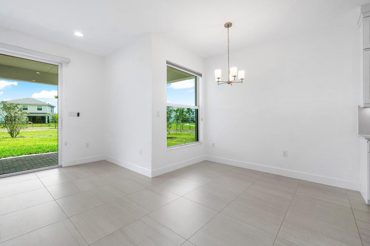 ARDEN PUD POD G SOUTH - Residential Lease