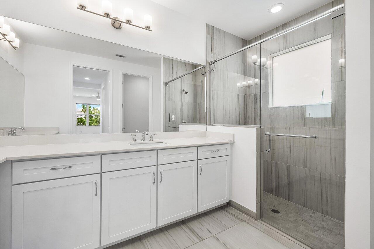 ARDEN PUD POD G SOUTH - Residential Lease