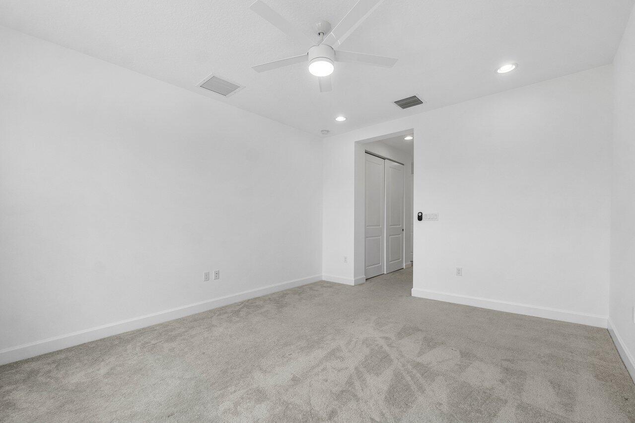 ARDEN PUD POD G SOUTH - Residential Lease