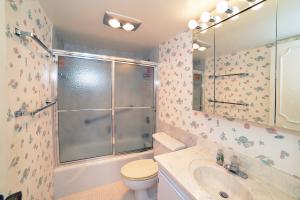 BOCA TOWERS CONDO PORTION PAR 5 OF PT OF - Residential