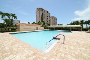 BOCA TOWERS CONDO PORTION PAR 5 OF PT OF - Residential