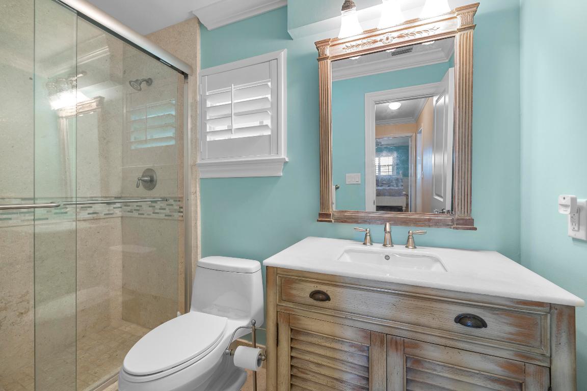 PENNOCK POINT - Land