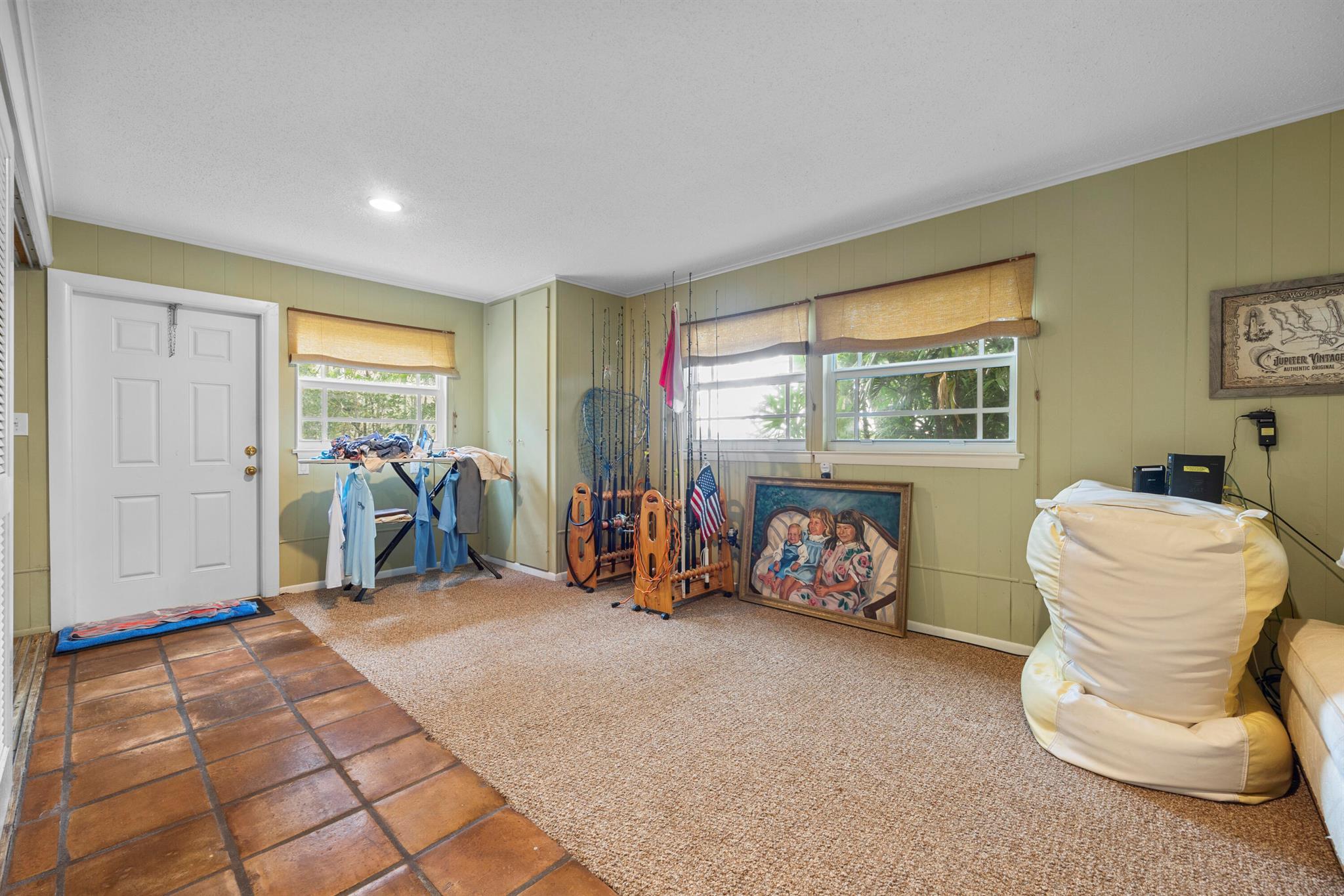 PENNOCK POINT - Land