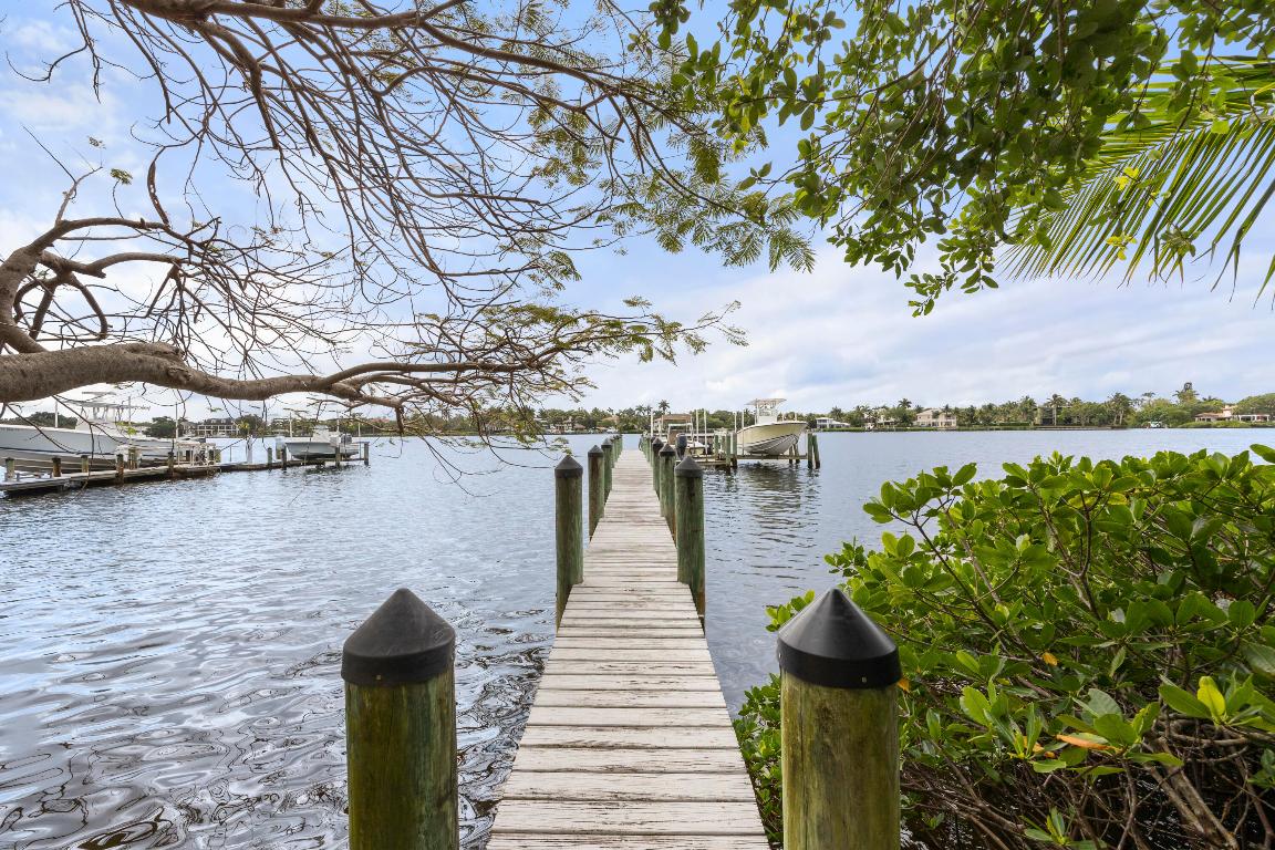 PENNOCK POINT - Land