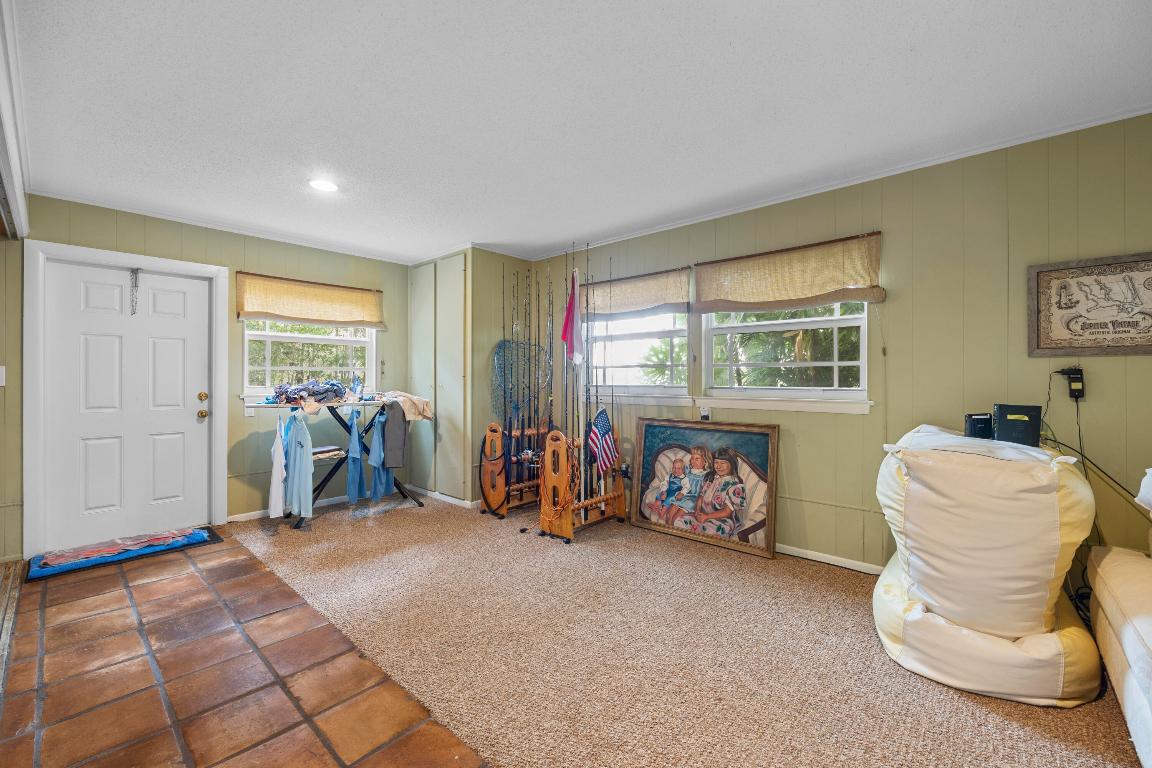 PENNOCK POINT - Land