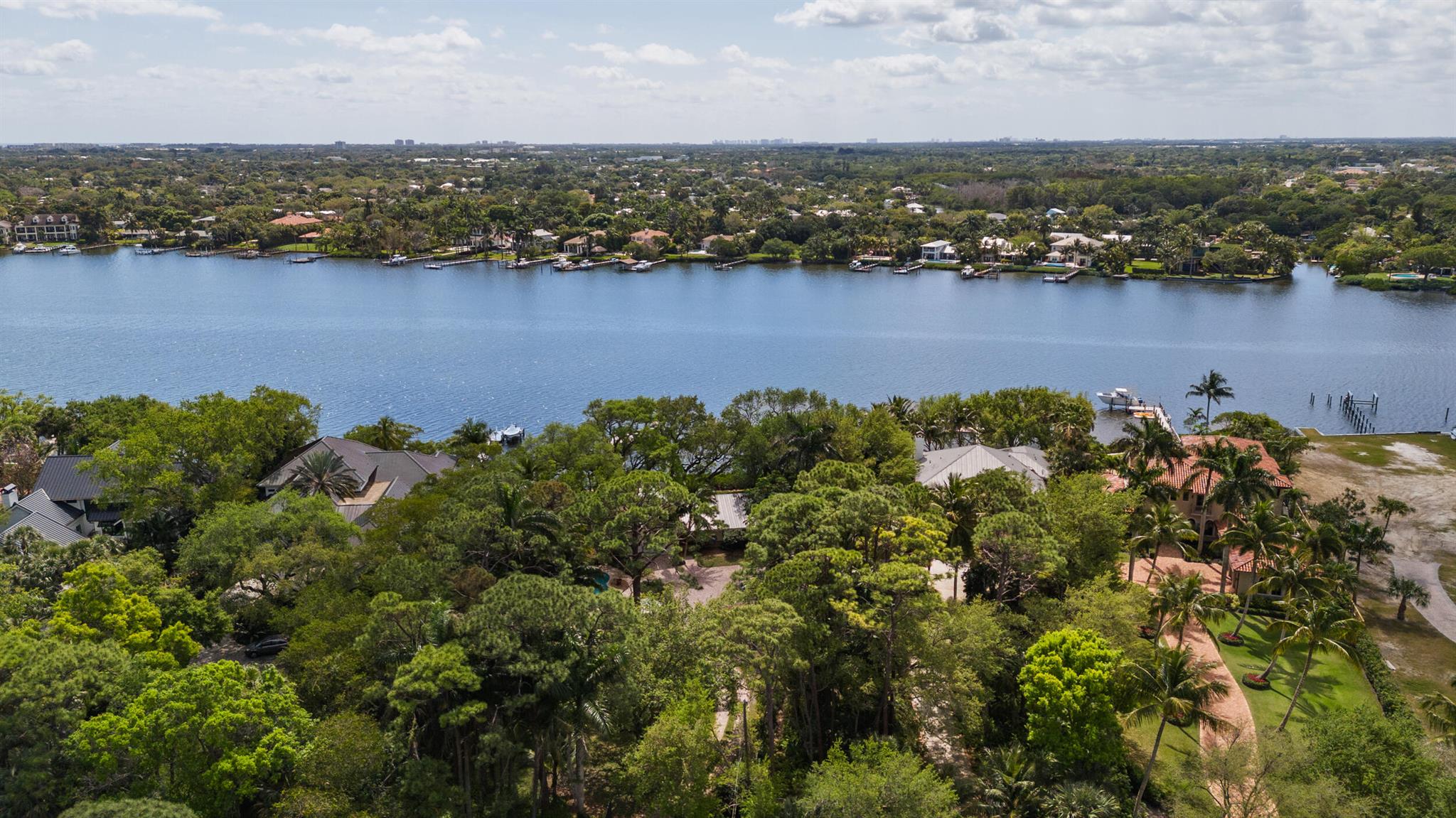 PENNOCK POINT - Land