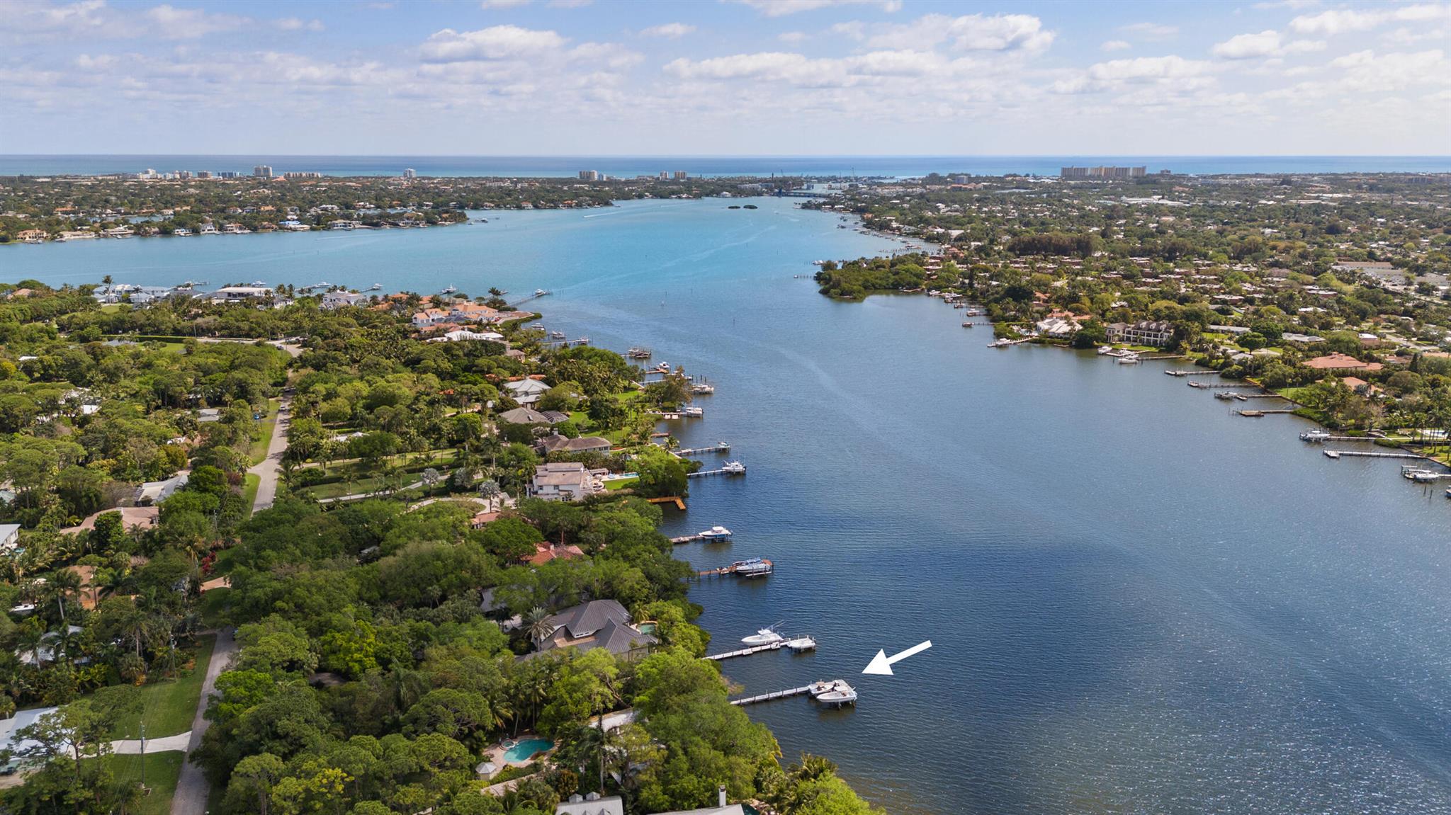 PENNOCK POINT - Land