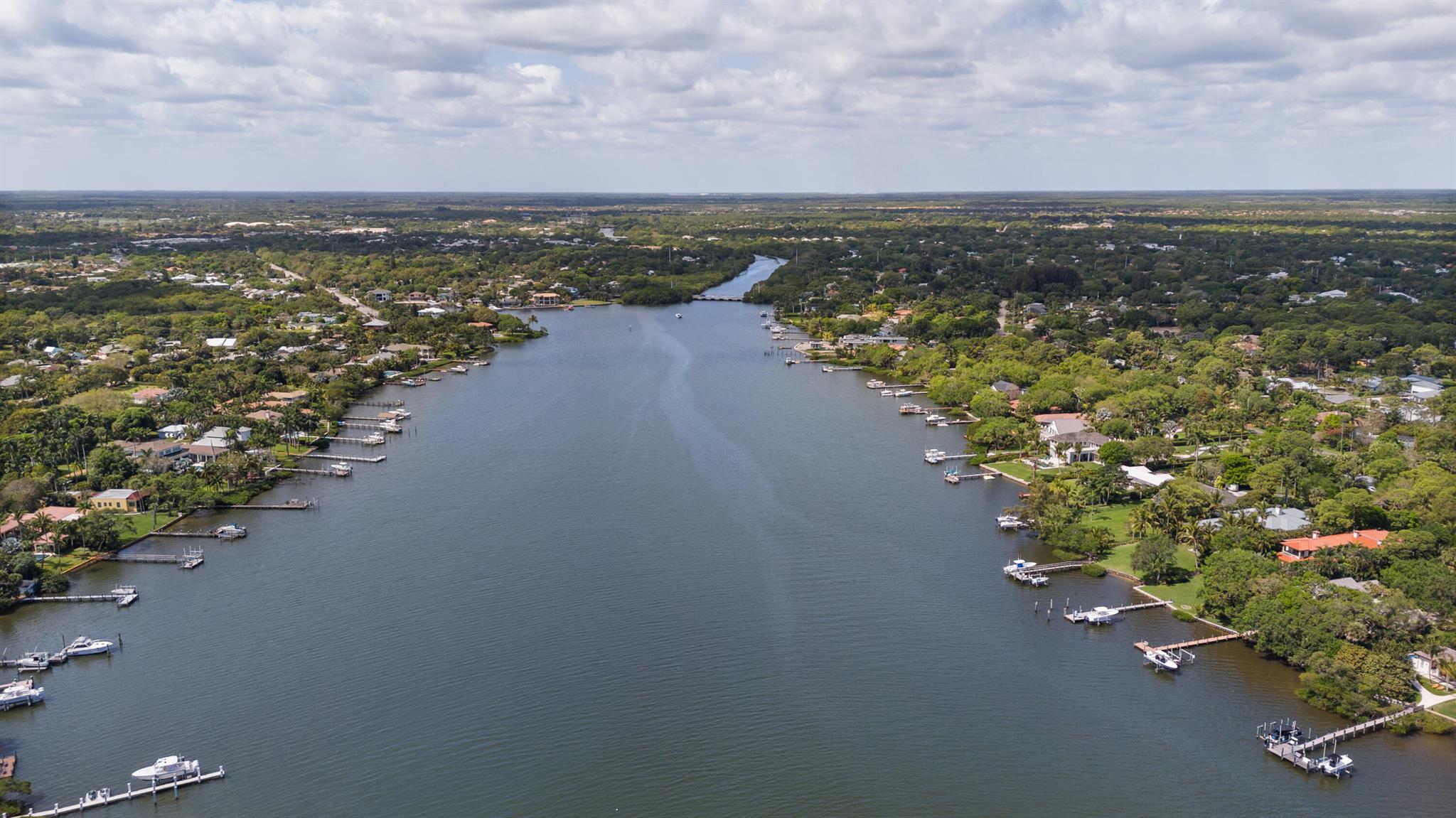 PENNOCK POINT - Land