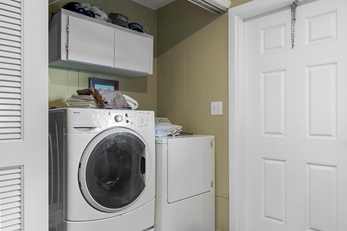 PENNOCK POINT - Land