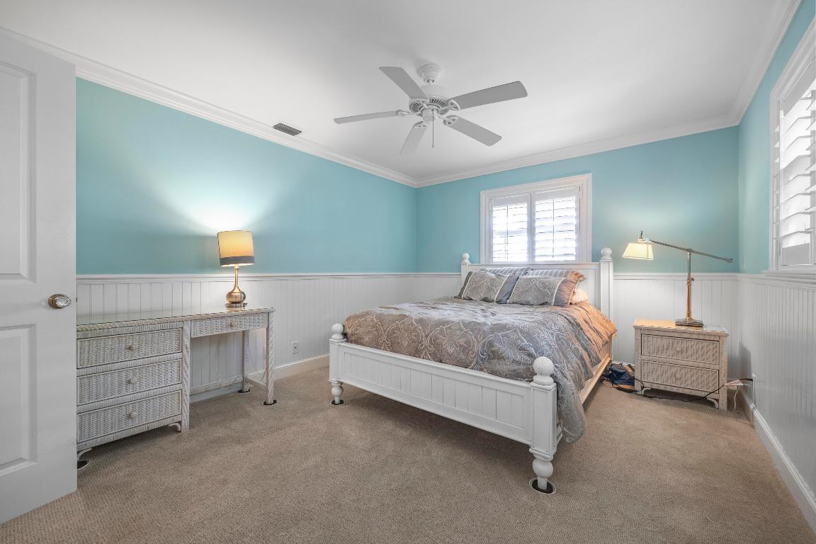 PENNOCK POINT - Land