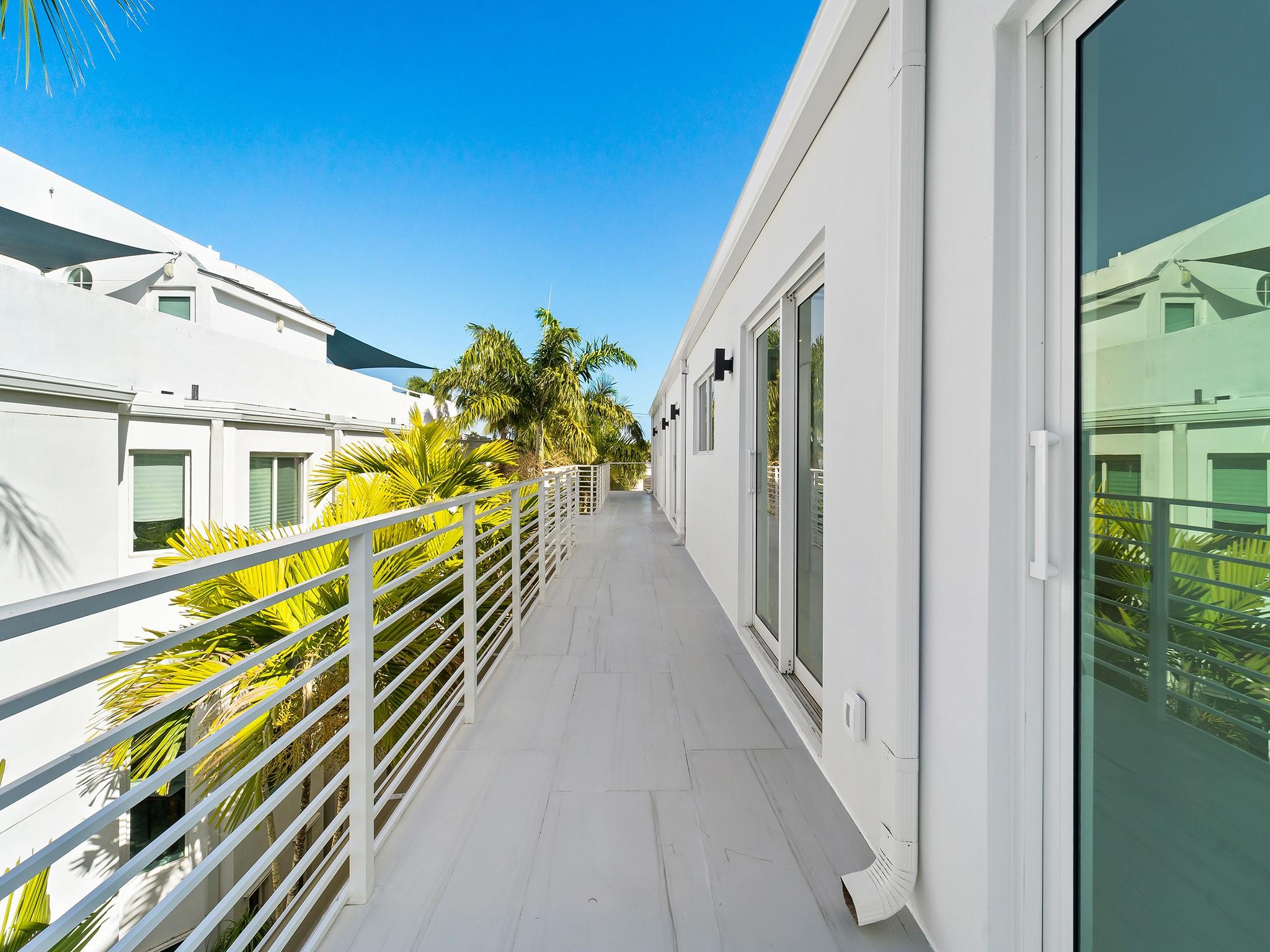 423 Hendricks Isle - Residential