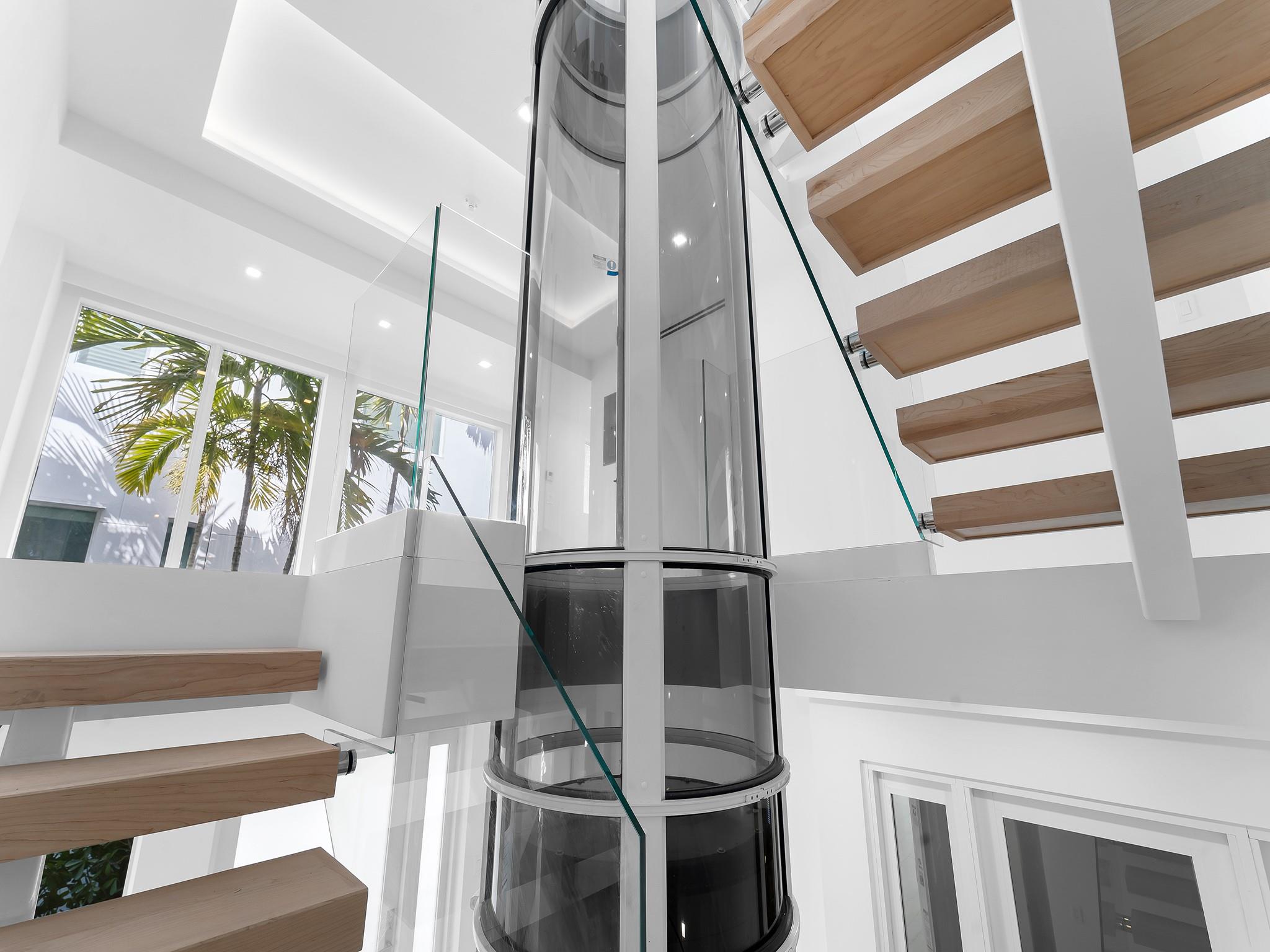 423 Hendricks Isle - Residential