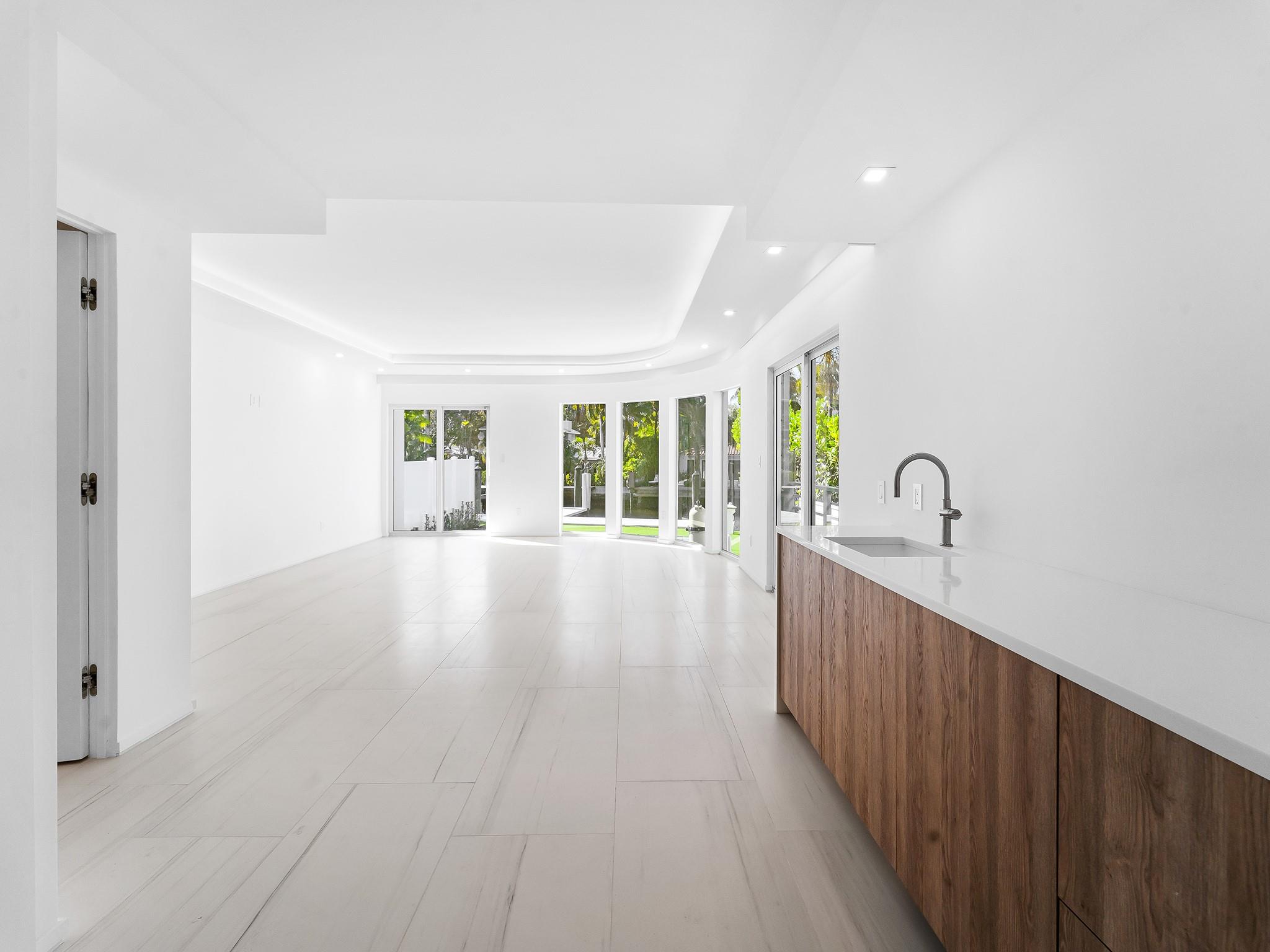 423 Hendricks Isle - Residential