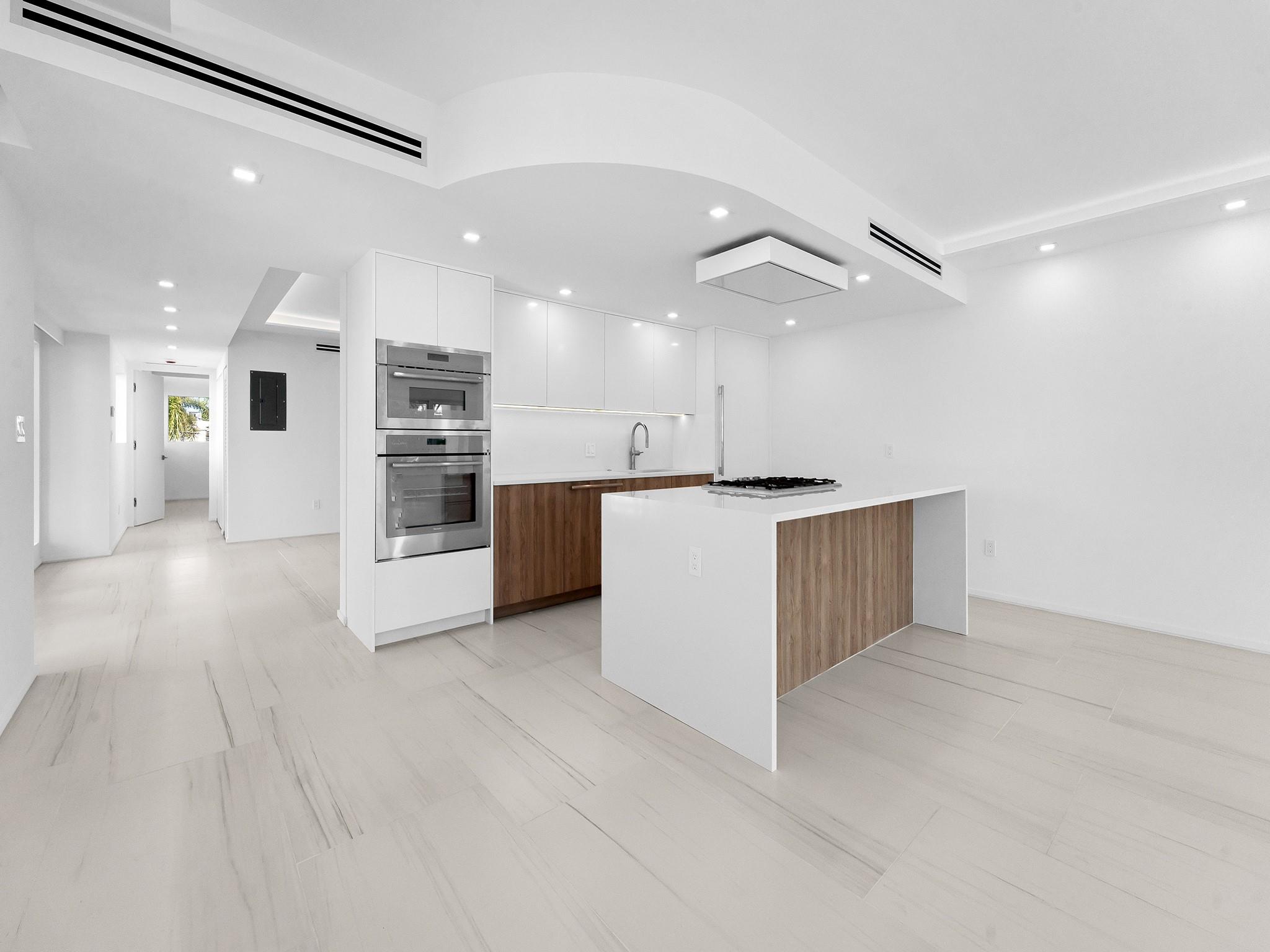 423 Hendricks Isle - Residential