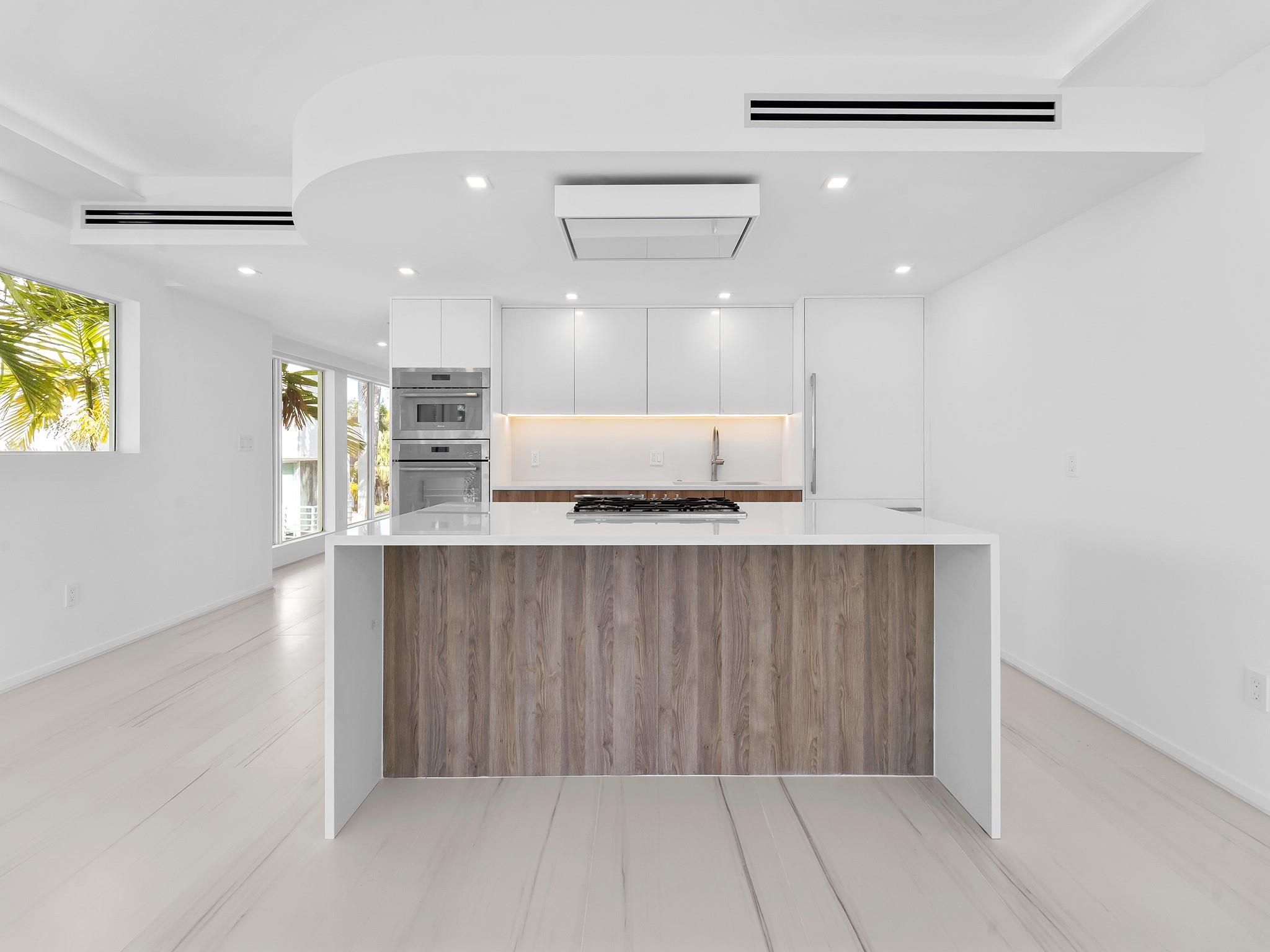 423 Hendricks Isle - Residential