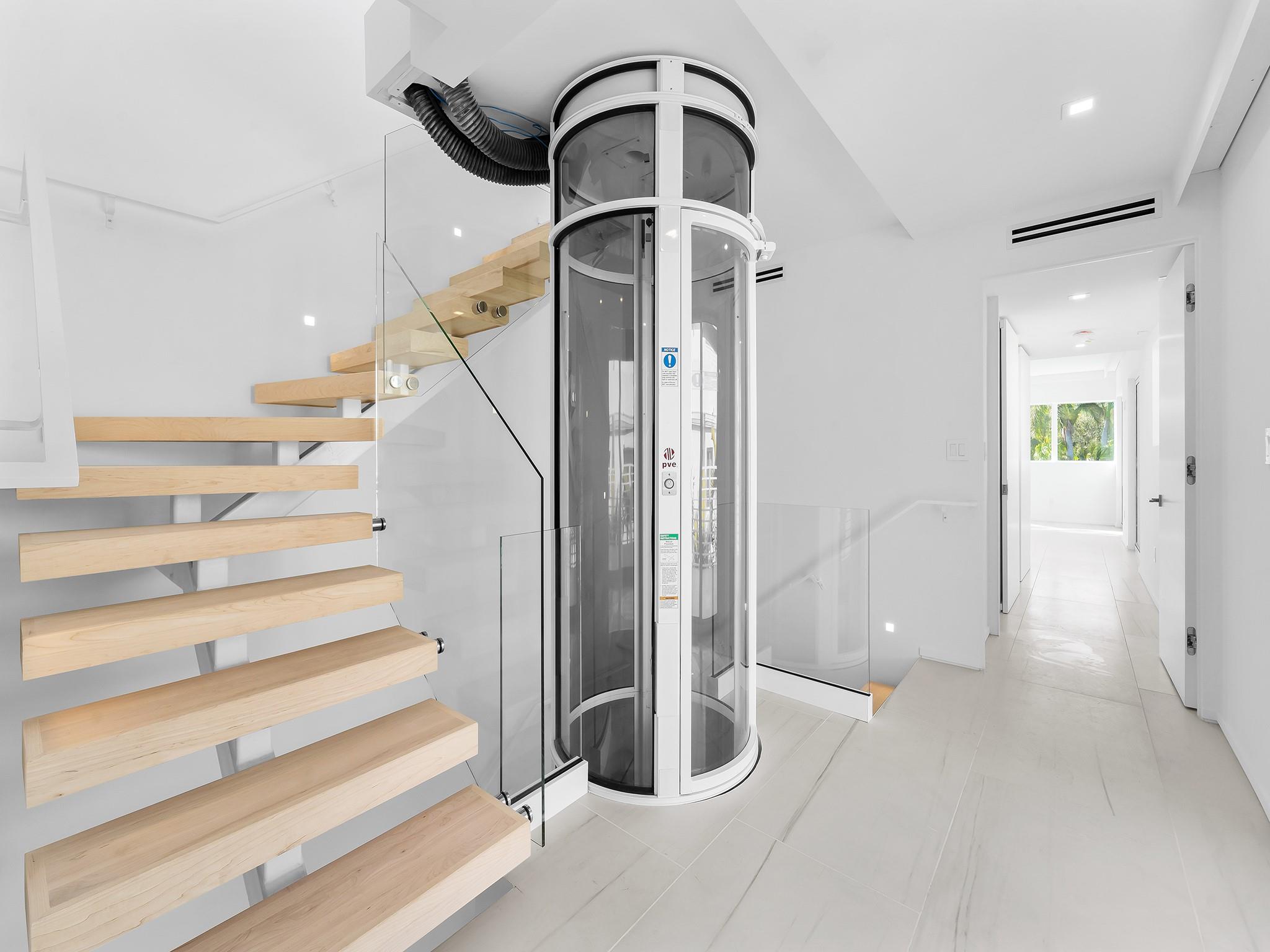 423 Hendricks Isle - Residential