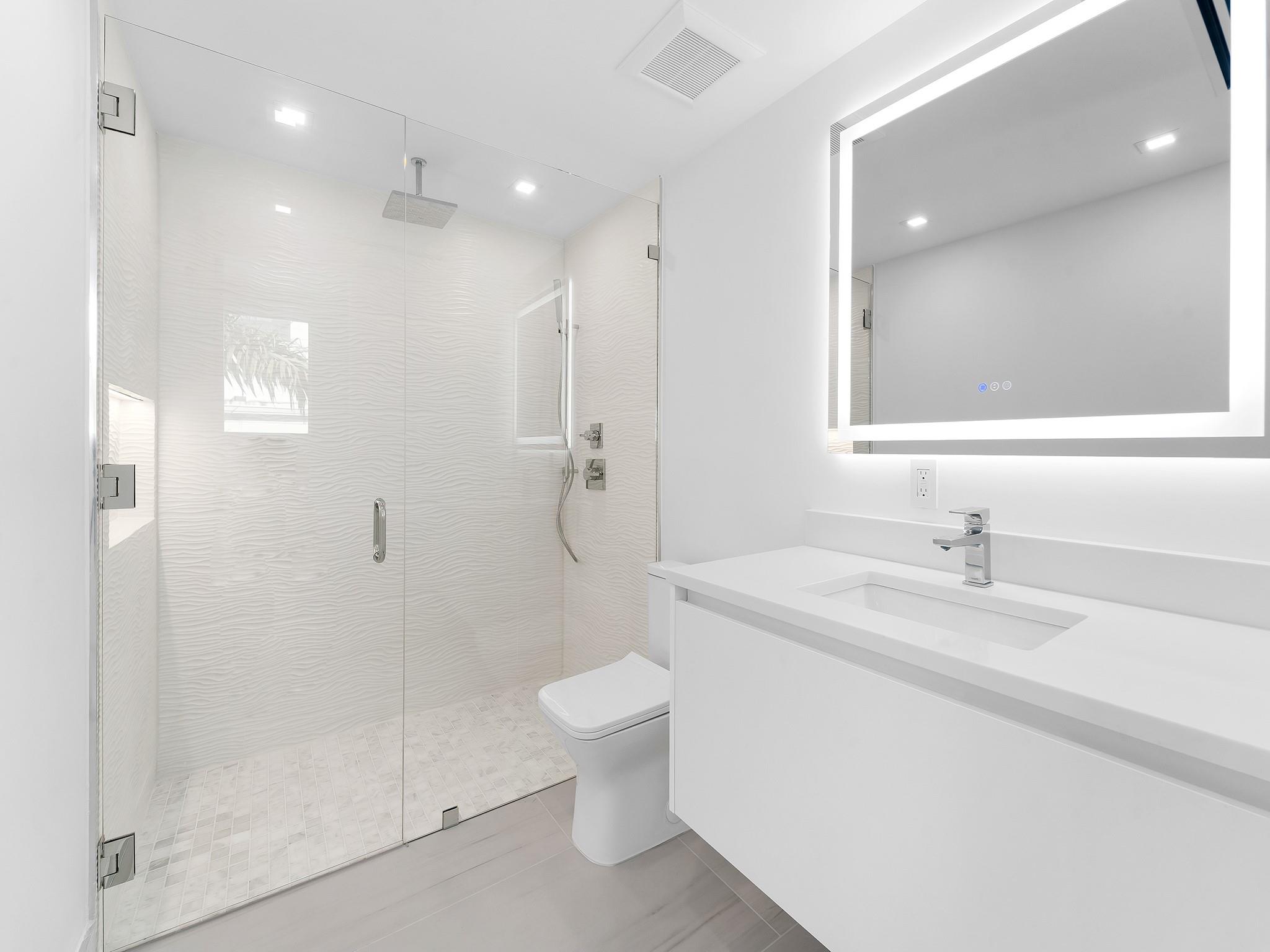 423 Hendricks Isle - Residential