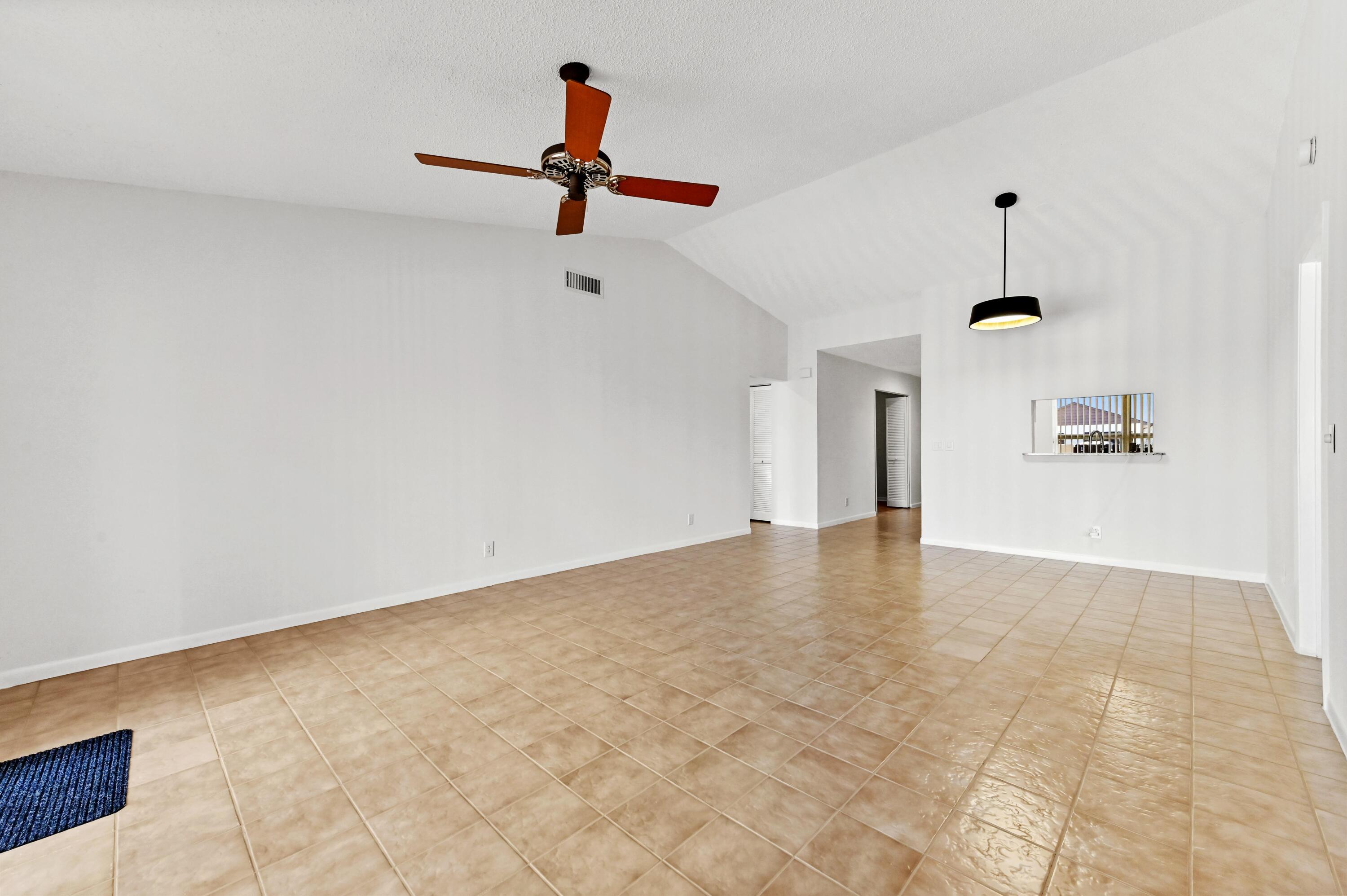 LAKES OF SHERBROOKE - Residential