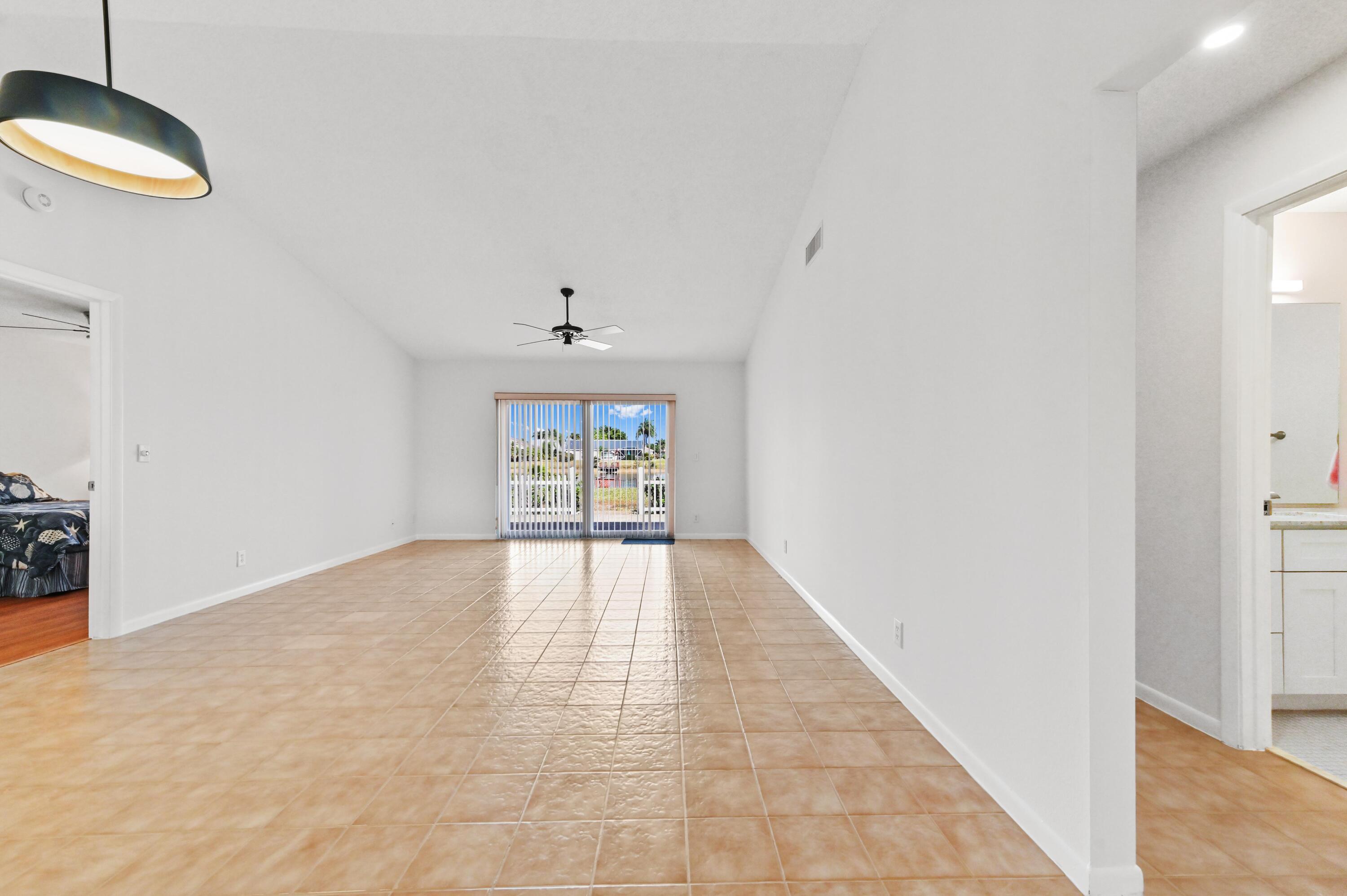 LAKES OF SHERBROOKE - Residential