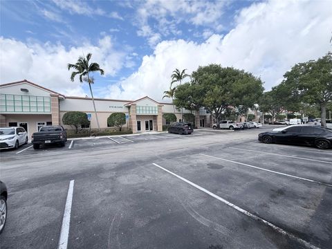 4851 W Hillsboro Blvd 5A Coconut Creek FL 33073