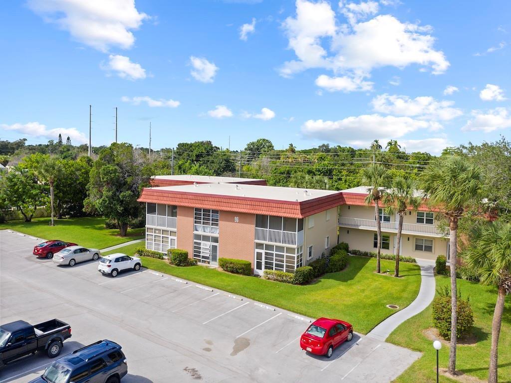 Photo of 96 SPRING LAKE Drive #205, Vero Beach, FL 32962 (MLS # B26075012)