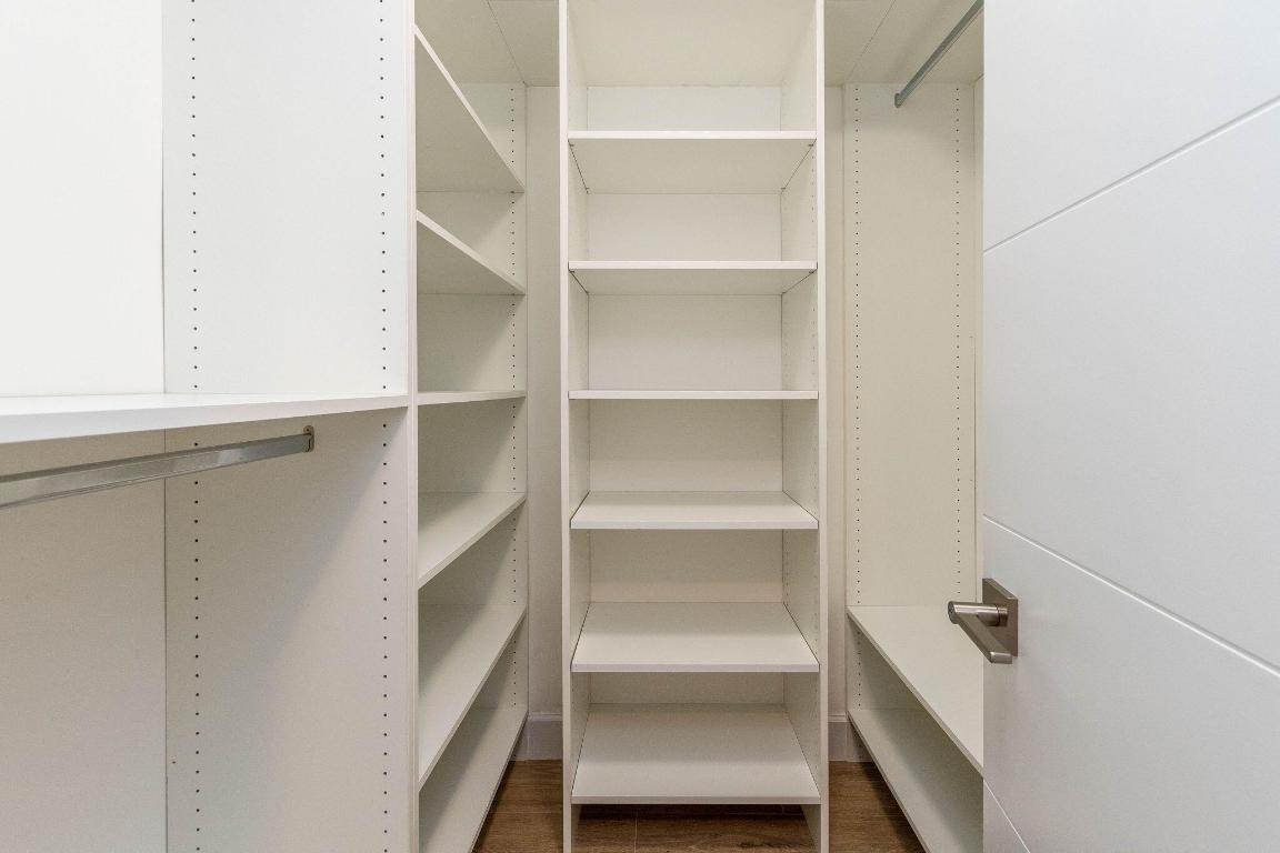 EASTPOINTE CONDO - Residential Lease