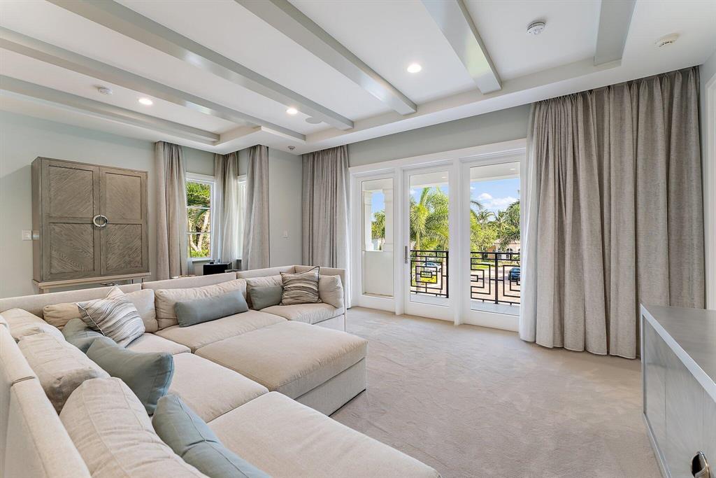 OLD PALM 4 - Residential