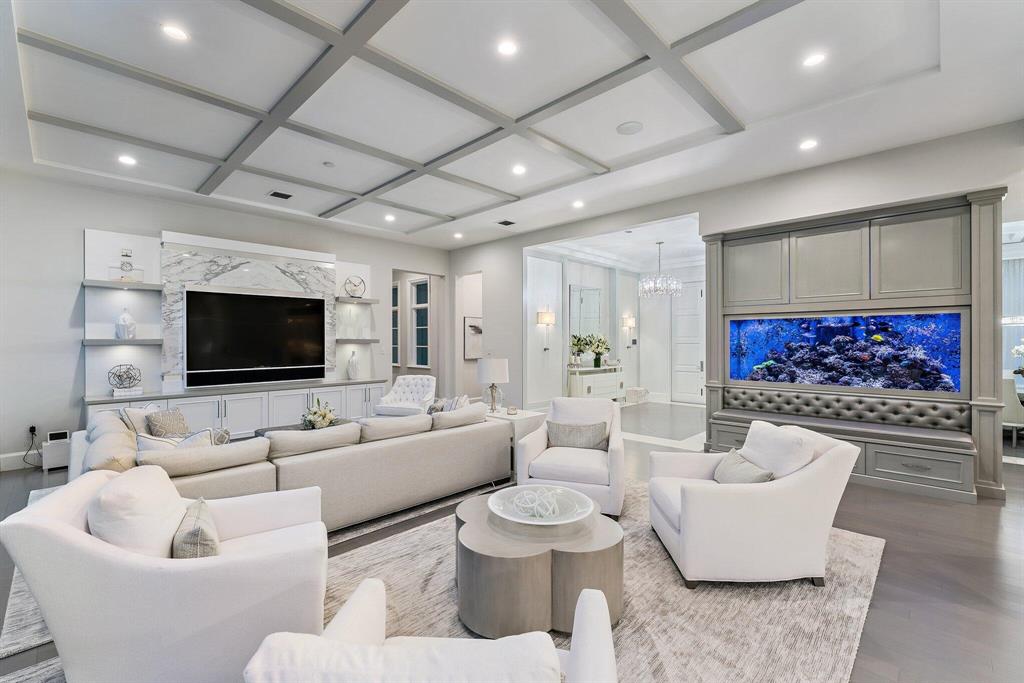 OLD PALM 4 - Residential