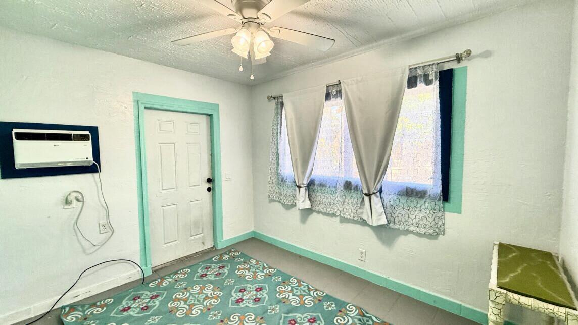 FOREST RIDGE PARK - Residential