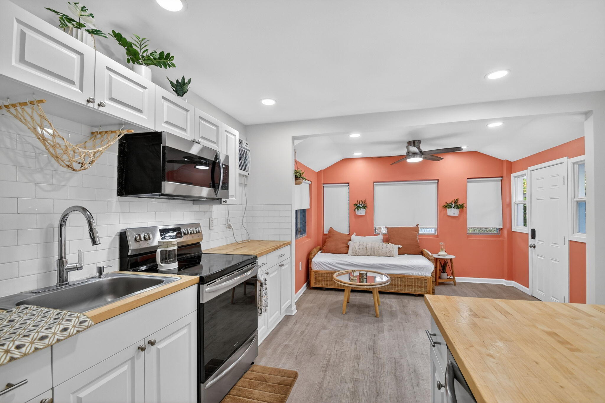 LAKE WORTH TOWN OF - Residential