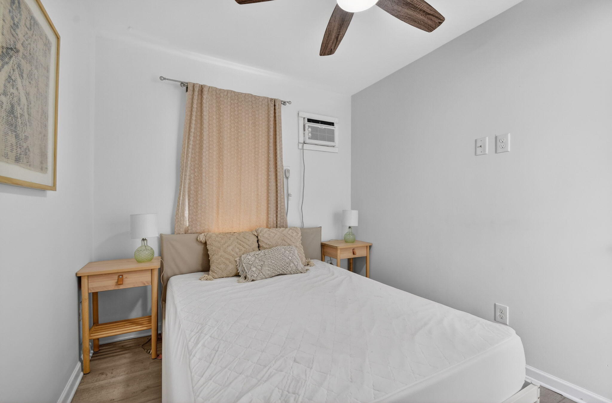 LAKE WORTH TOWN OF - Residential