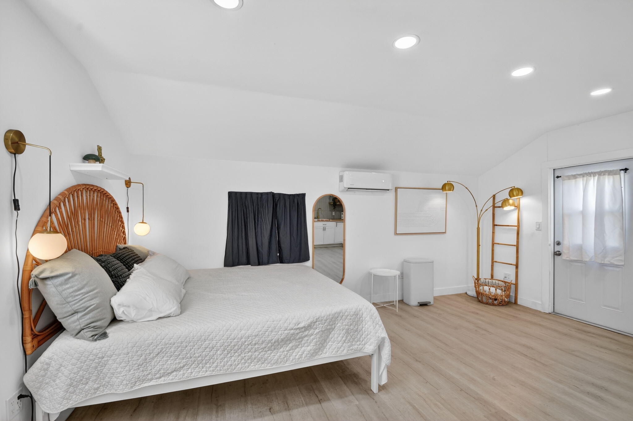 LAKE WORTH TOWN OF - Residential