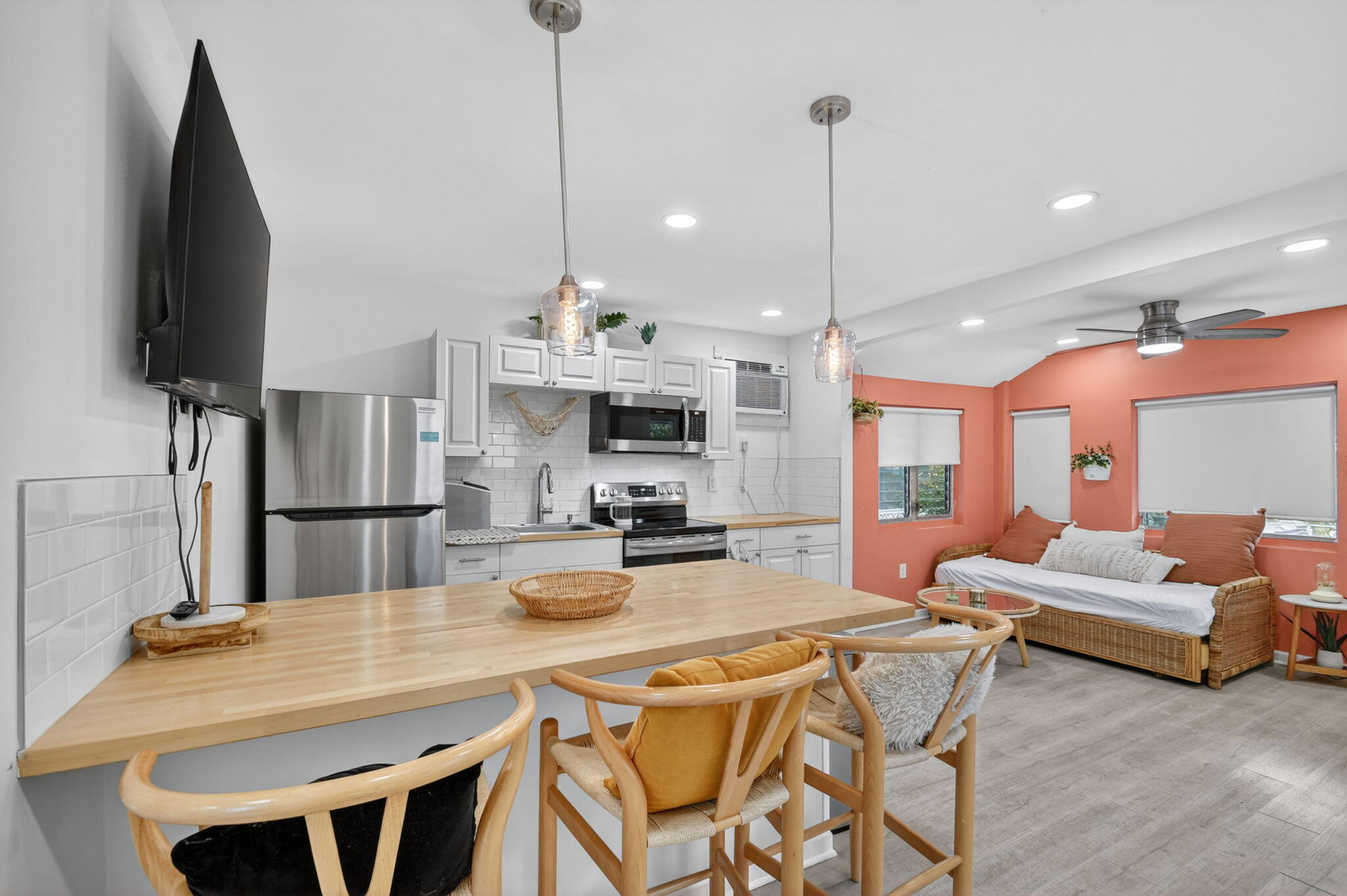 LAKE WORTH TOWN OF - Residential