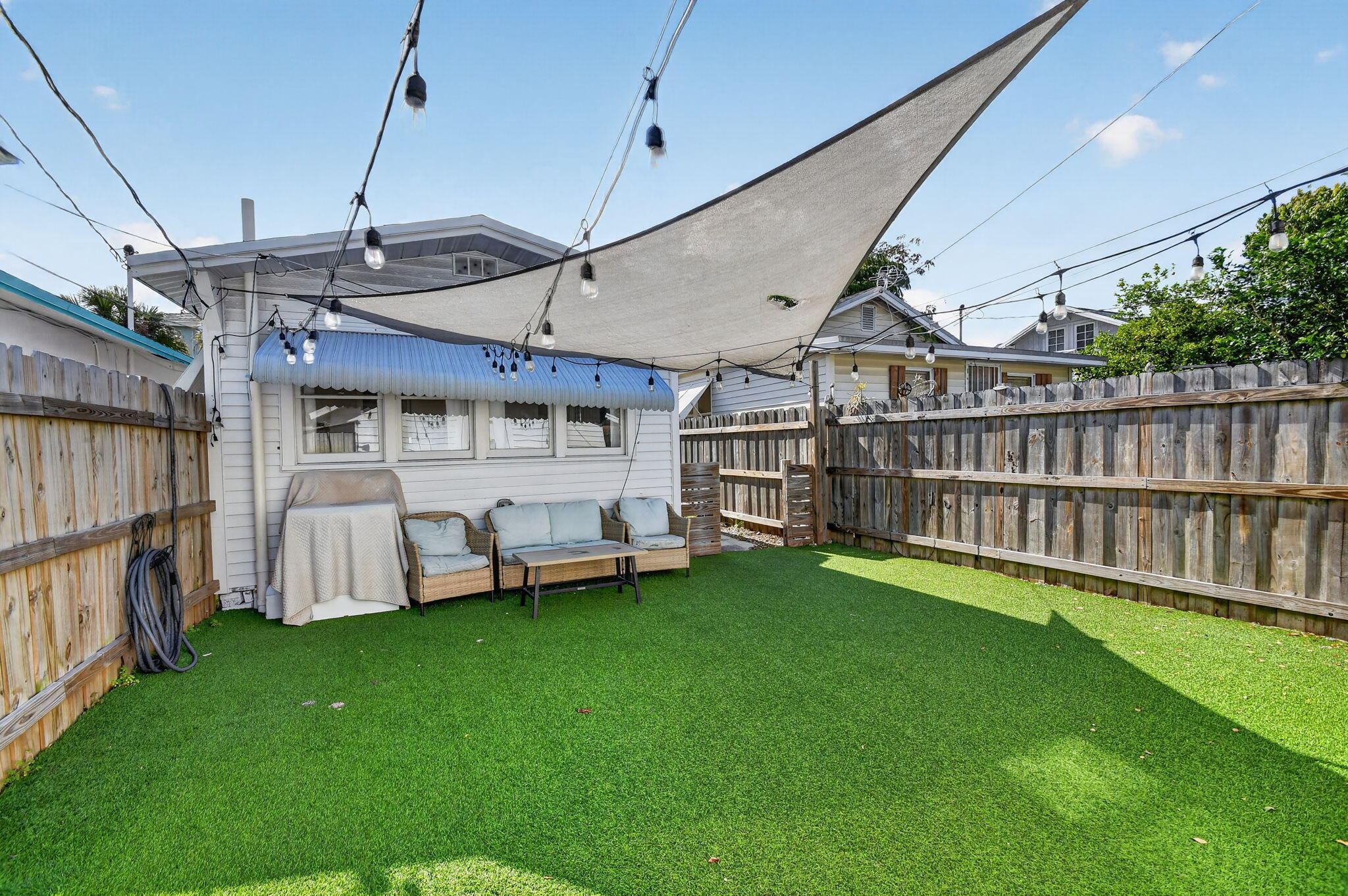 LAKE WORTH TOWN OF - Residential