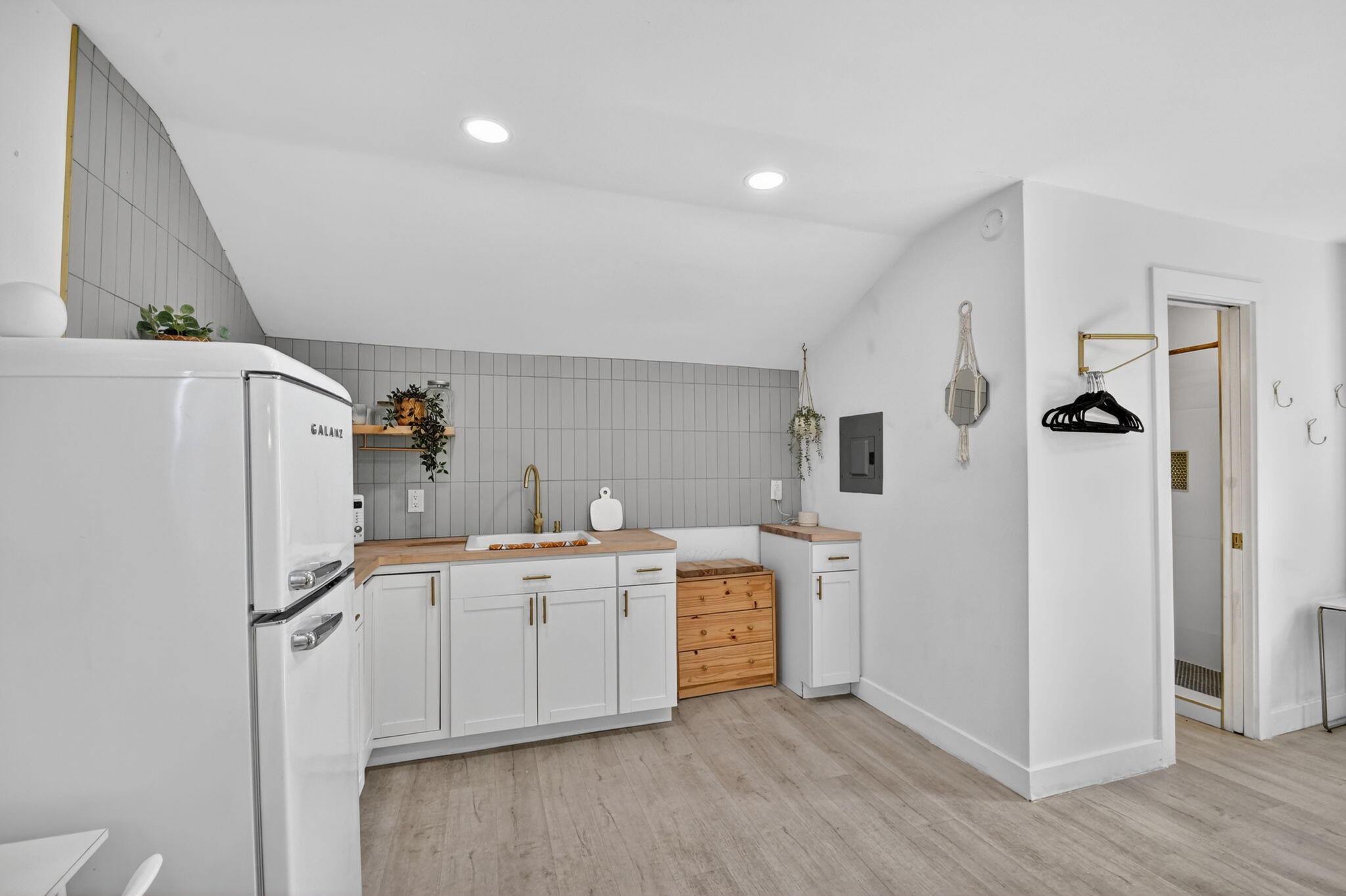 LAKE WORTH TOWN OF - Residential