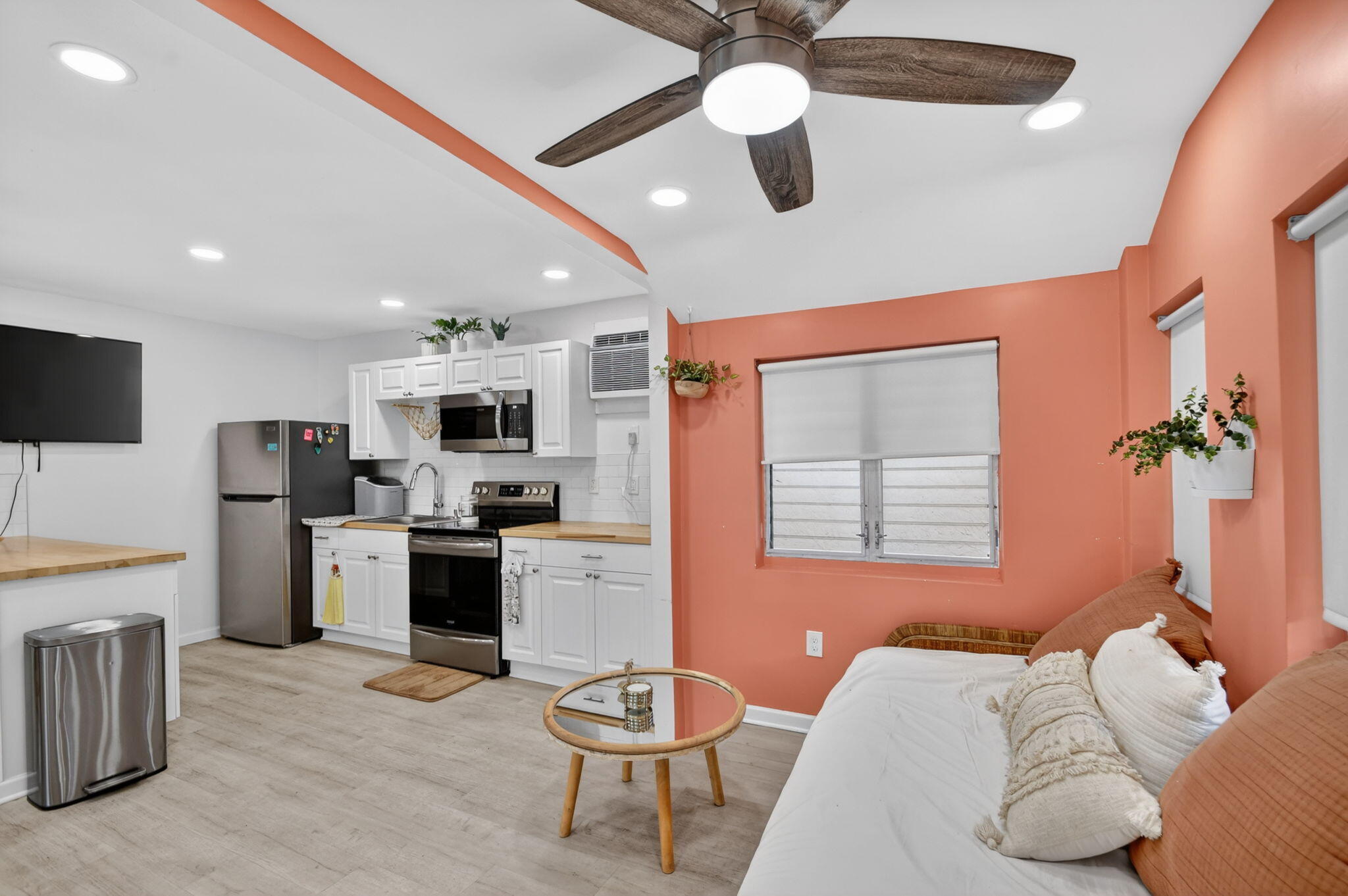 LAKE WORTH TOWN OF - Residential