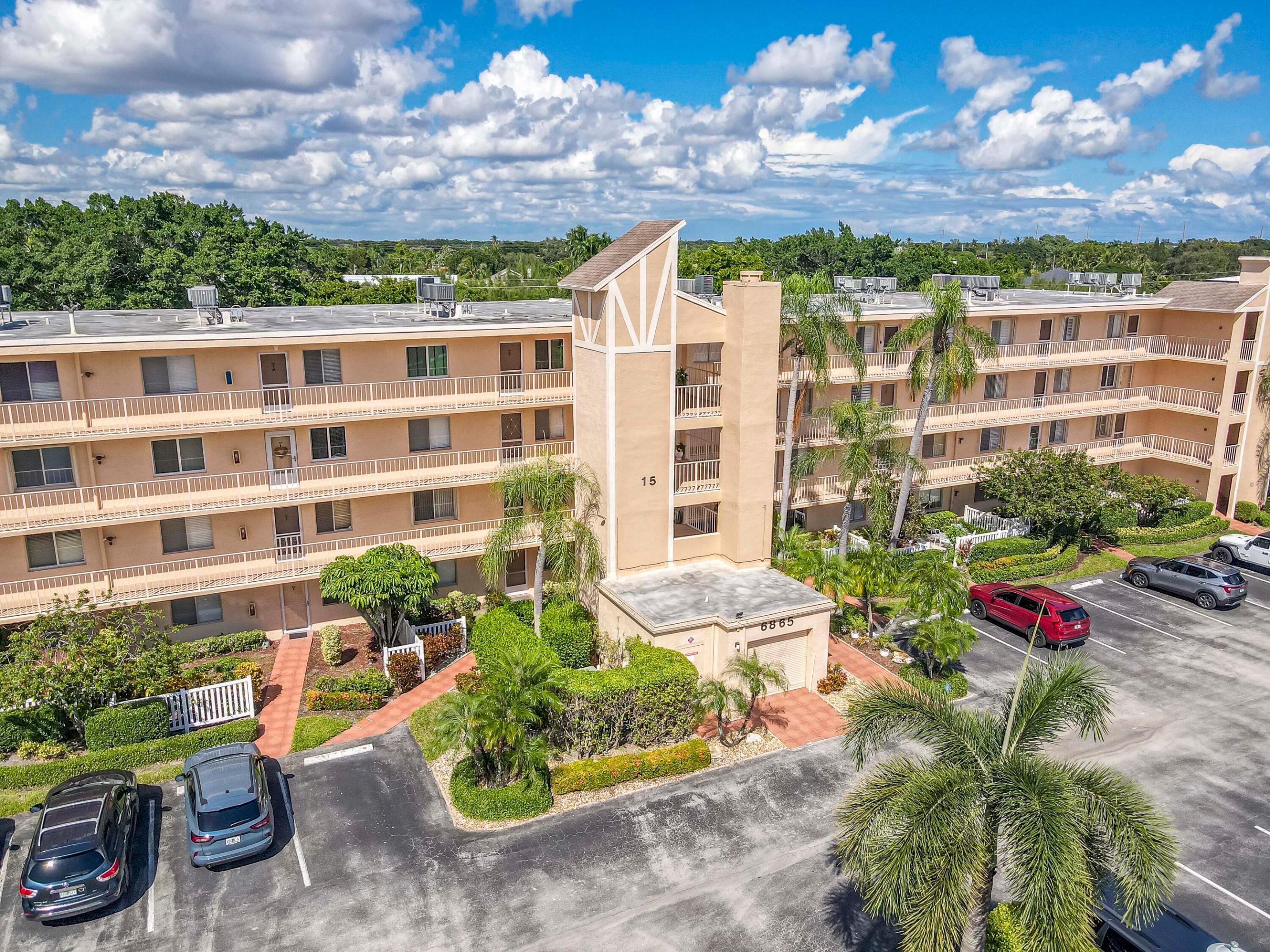 HUNTINGTON LAKES SEC TWO CONDOS - Residential Lease