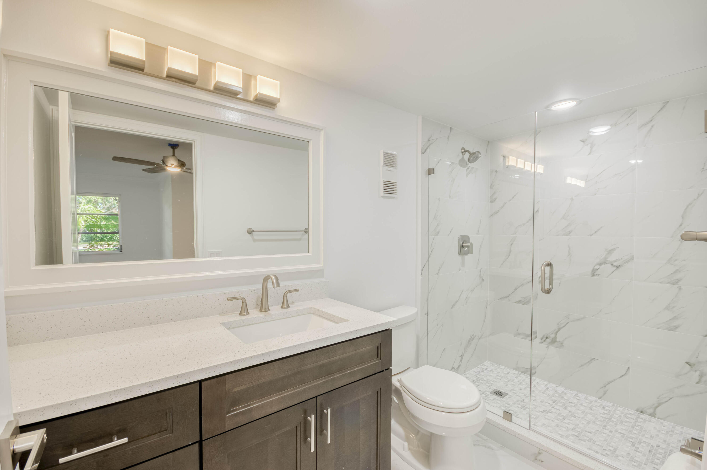 HUNTINGTON LAKES SEC TWO CONDOS - Residential Lease
