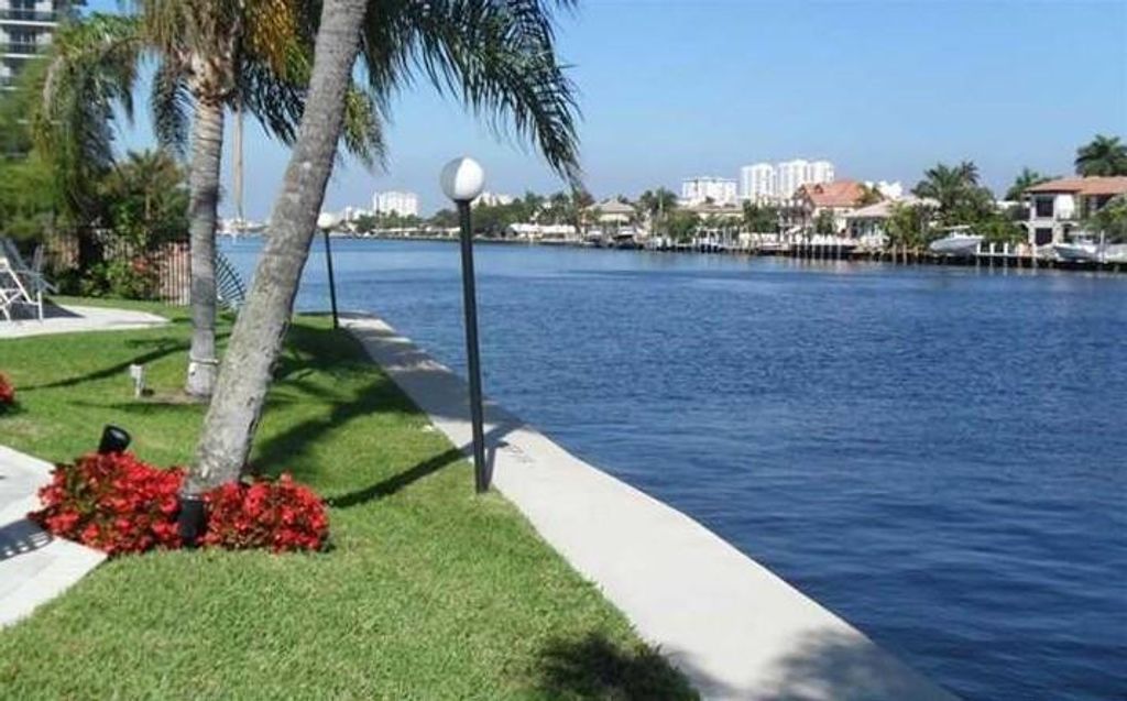 Photo of 6323 Bay Club Drive #4, Fort Lauderdale, FL 33308 (MLS # F10487098)